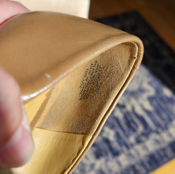 Great Neutral! Open-toed heel - Picture 2 of 9